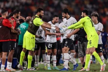 ‘الشناوي’ يغادر إلى ألمانيا لـ’العلاج’