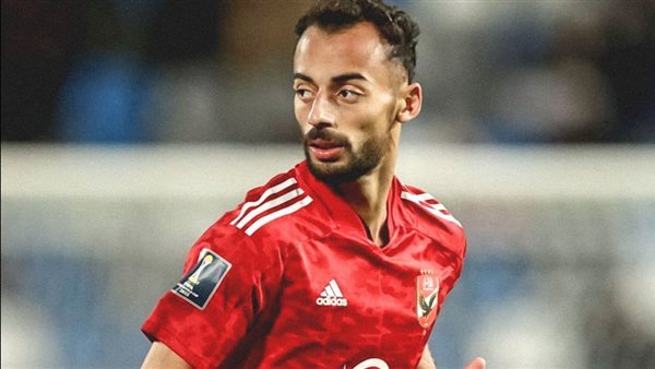 فرصة عبدالقادر للعودة إلى الأهلي تزداد صعوبة.. إعلامي يكشف الأسباب
