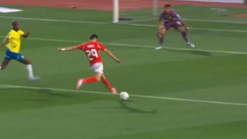 الشوط الأول .. الأهلي تقدم على صن داونز بصاروخية طاهر ويقترب من نهائى أبطال افريقيا
