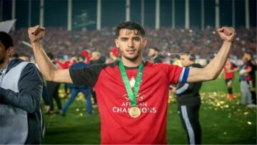 شوبير يعلن موقف الأهلي من التعاقد مع زين الدين بلعيد