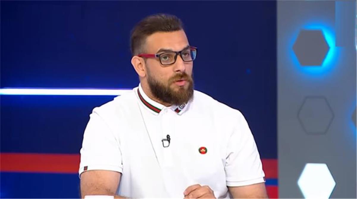 أحمد دويدار: الزمالك كان يجب أن يفعل مثل الأهلي.. والأحمر ينتحر فنيًا في هذا الأمر