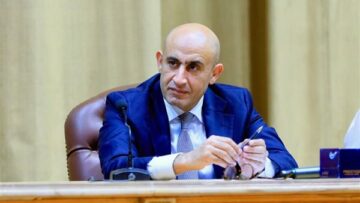وزير التعليم يعقد اجتماعًا لمتابعة استعدادات امتحانات الثانوية العامة والدبلومات الفنية