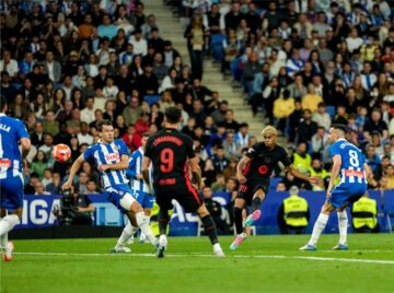 فيديو | برشلونة يفوز على إسبانيول بثنائية ويتوج بطلاً لـ الدوري الإسباني رسميًا
