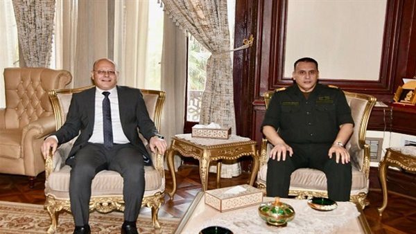 جامعة سوهاج تتعاون مع إدارة الشئون المعنوية لتعزيز الوعي الوطني