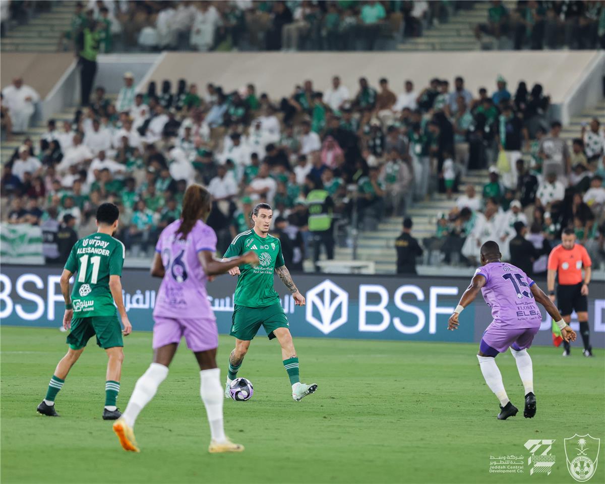 الأهلي يقسو على الخلود برباعية في الدوري السعودي