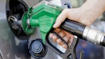 وزير البترول السابق: الدولة تدفع مليار جنيه يوميا لدعم السولار