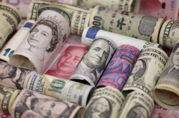 وفقا لآخر تحديثات .. أسعار العملات الأجنبية مستهل تعاملات اليوم الخميس