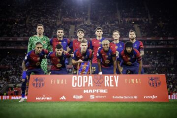 رسميًا.. برشلونة يمدد عقد لاعبه حتى 2028