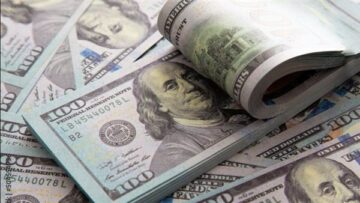 أعلي سعر دولار اليوم 4-5-2025