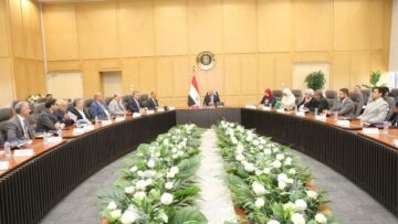 العشري عن اجتماع وزير الصناعةو منتجي الحديد: خطوة مفصلية لتنظيم السوق