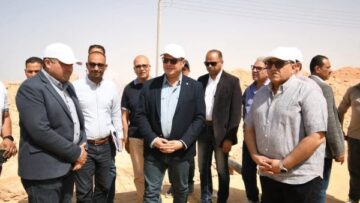وزير الإسكان يتابع مشروعات الساحل الشمالي والمرافق والكهرباء في رأس الحكمة