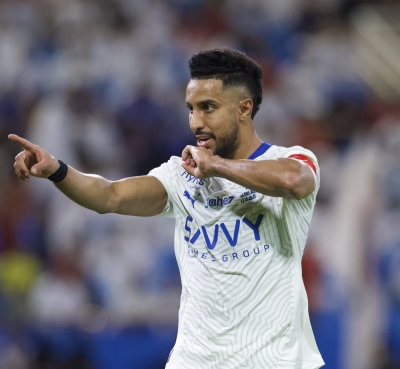 ‘هاتريك’ الدوسري يقود الهلال لعبور الرائد بخماسية في روشن