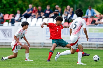 نجل كريستيانو رونالدو يخوض أول مباراة دولية مع منتخب البرتغال