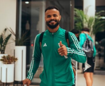 الأهلي يقترب من تجديد عقد علي مجرشي لـ3 مواسم