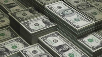 سعر الدولار اليوم الأحد 11 مايو 2025 بالتعاملات الصباحية في البنوك