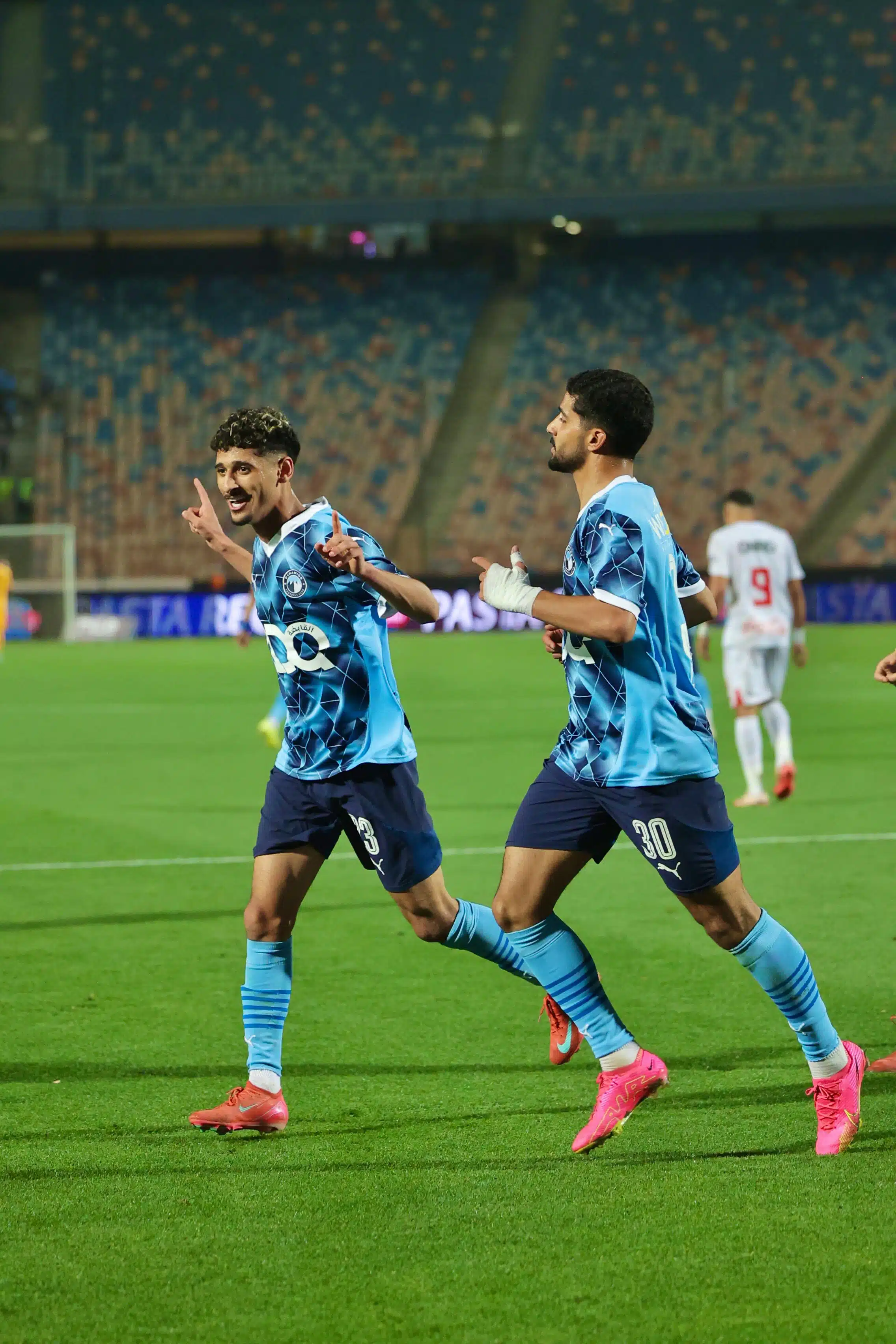 بعد كوميديا عواد في فوز بيراميدز على الزمالك.. تابع ترتيب الدوري المصري