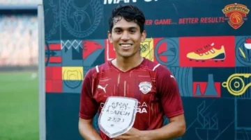 محمد شكري ينافس ظهير الزمالك وتوفيق محمد لتدعيم الجبهة اليسرى في الأهلي – مصر سبورت